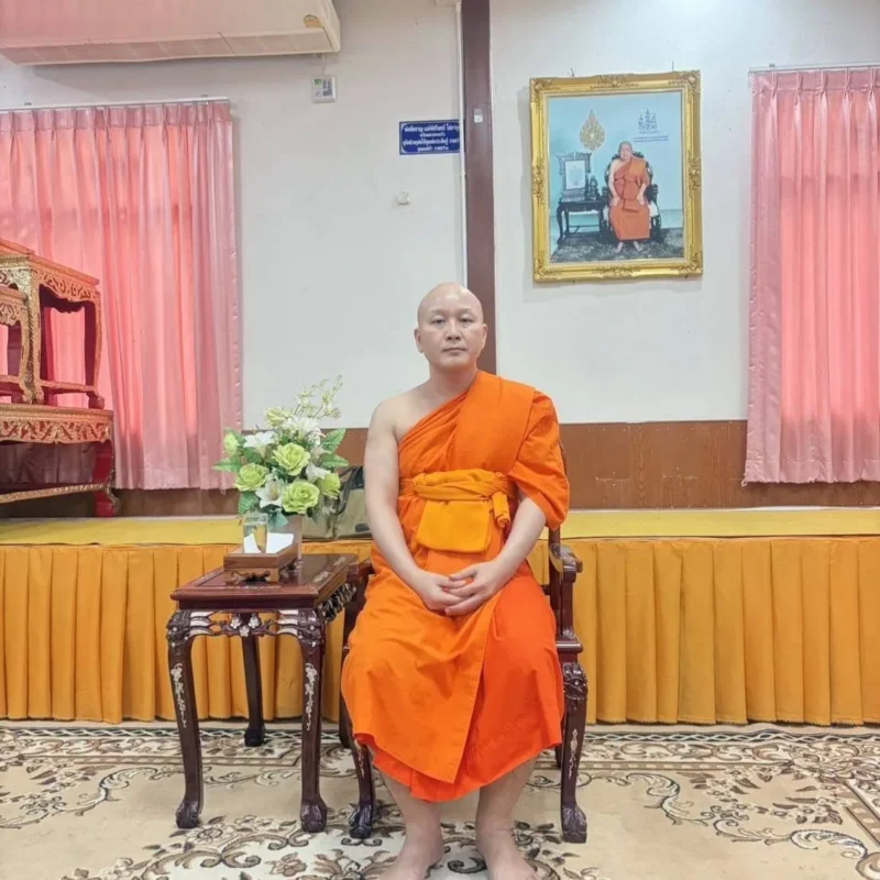 พระอาจารย์อาภาสิริ ณ ศูนย์ปฏิบัติธรรมมูลนิธิพลังศรัทธาธรรม